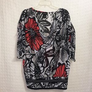 Lane Bryant Blk & Wht Top w/Orange accent 14/16